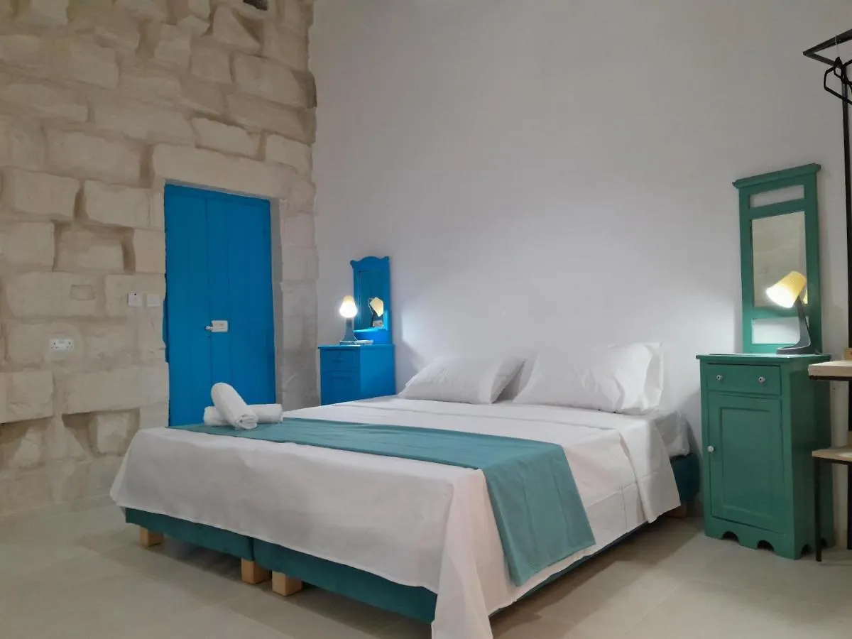 Limestone Sun Suites Sliema Bed & Breakfast