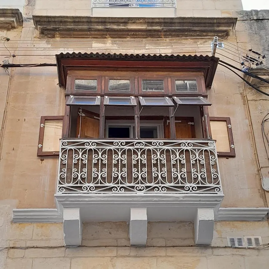 Limestone Sun Suites Sliema 0*,  Malta